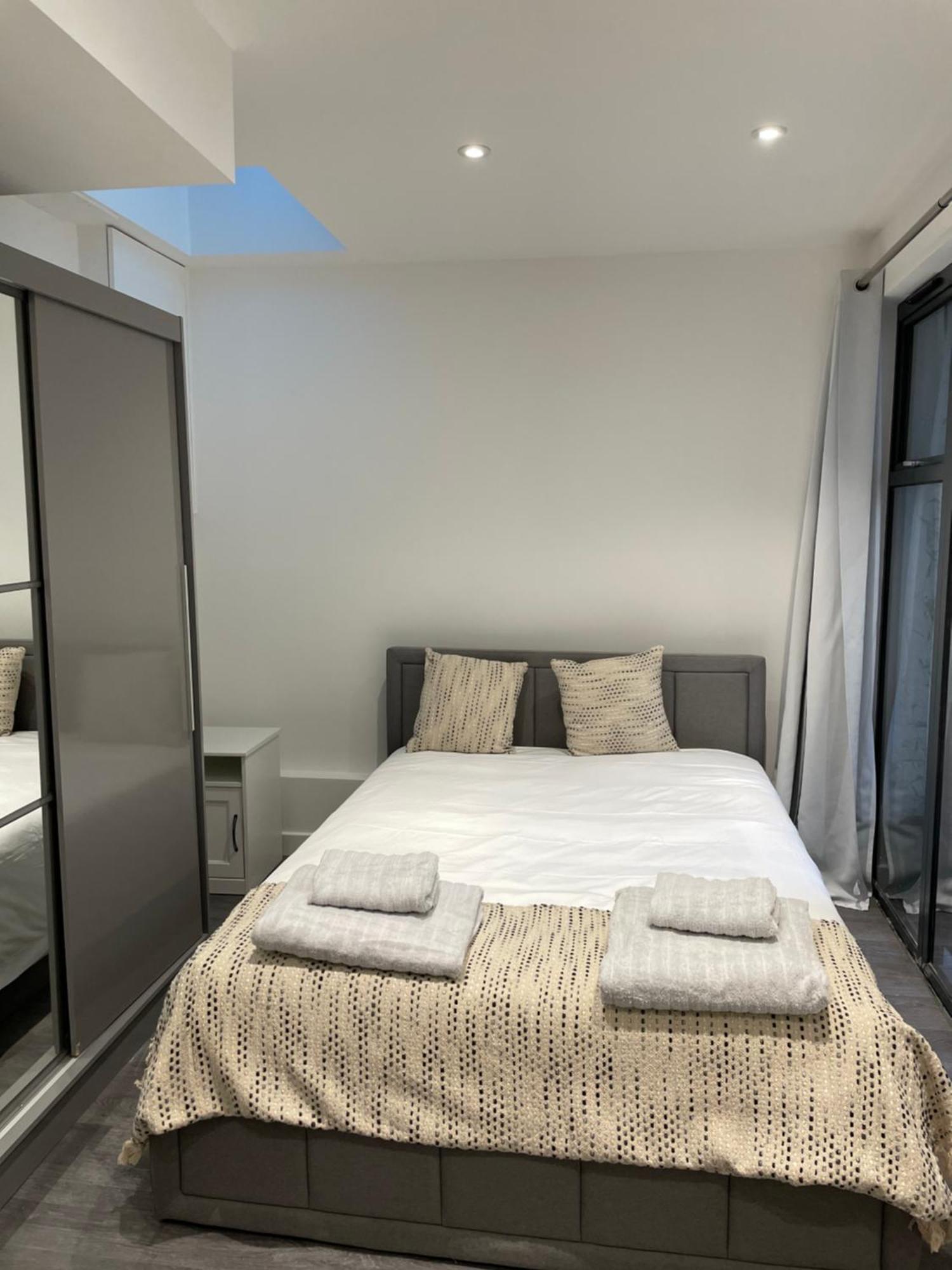 4 Islington Park Street Villa London Exteriör bild